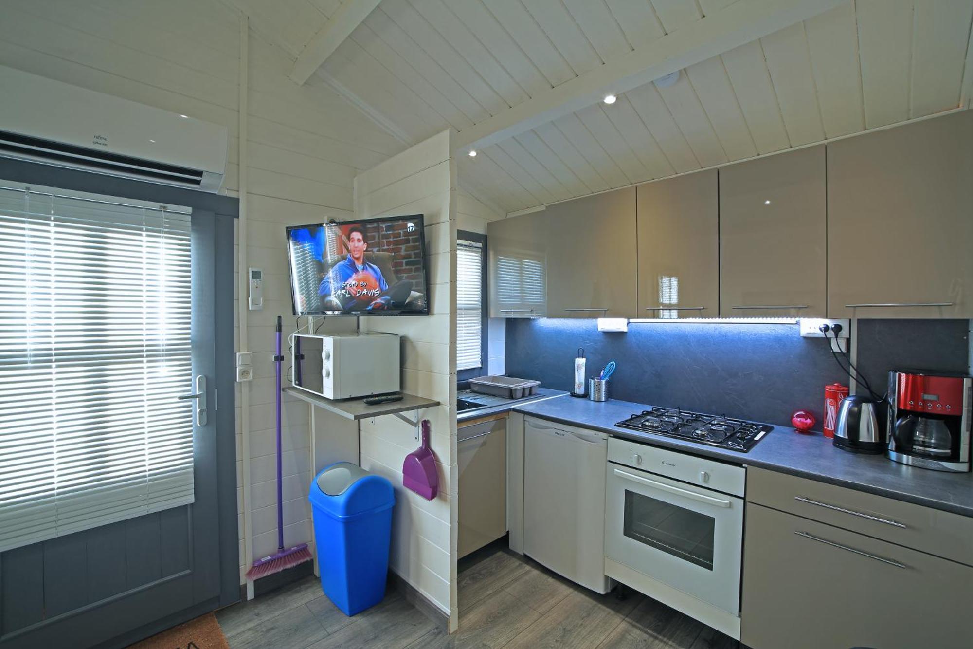 Chalet Mont Ventoux Et Chalet Vip Camaret-sur-Aigues Quarto foto
