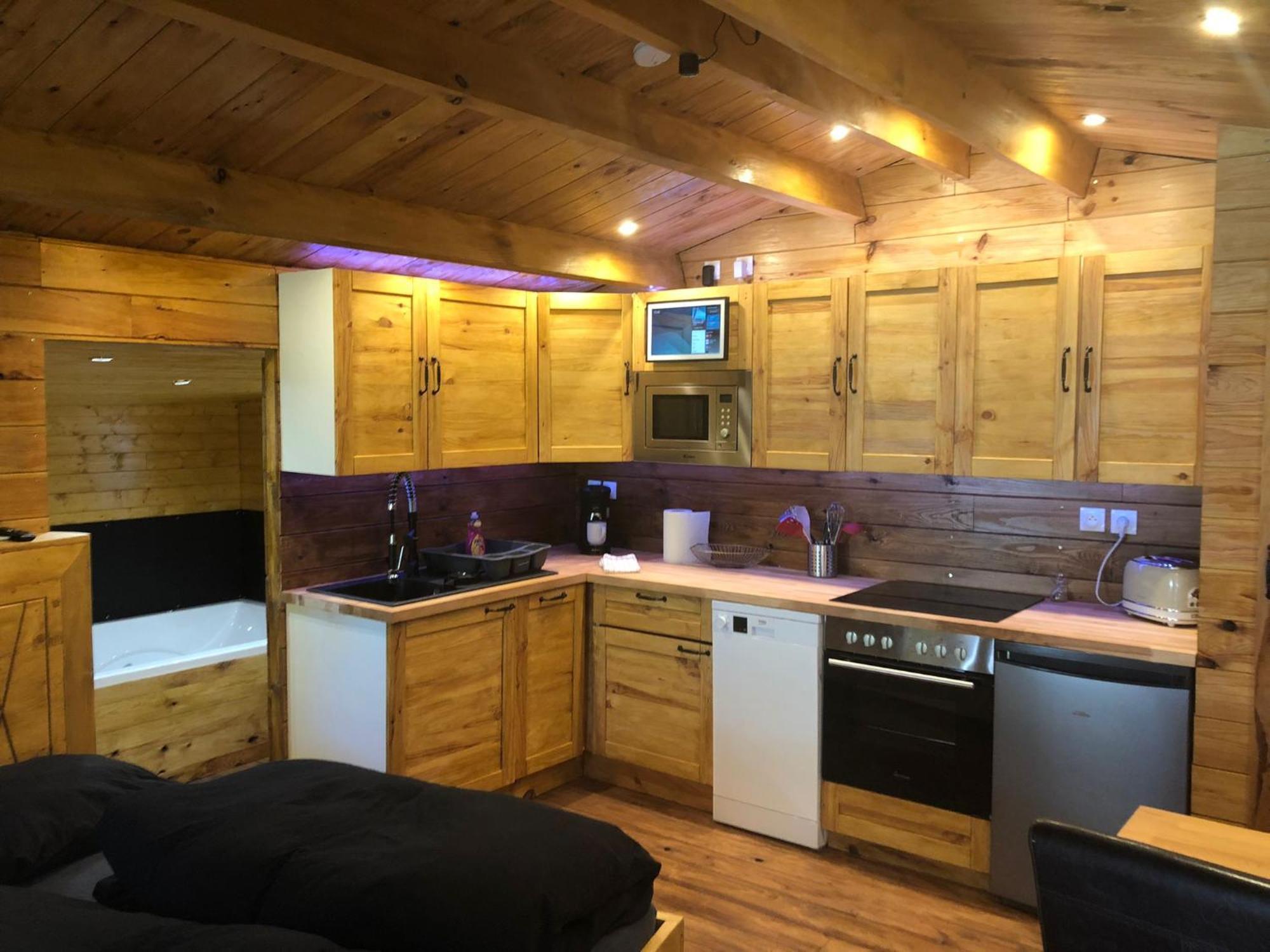 Chalet Mont Ventoux Et Chalet Vip Camaret-sur-Aigues Quarto foto
