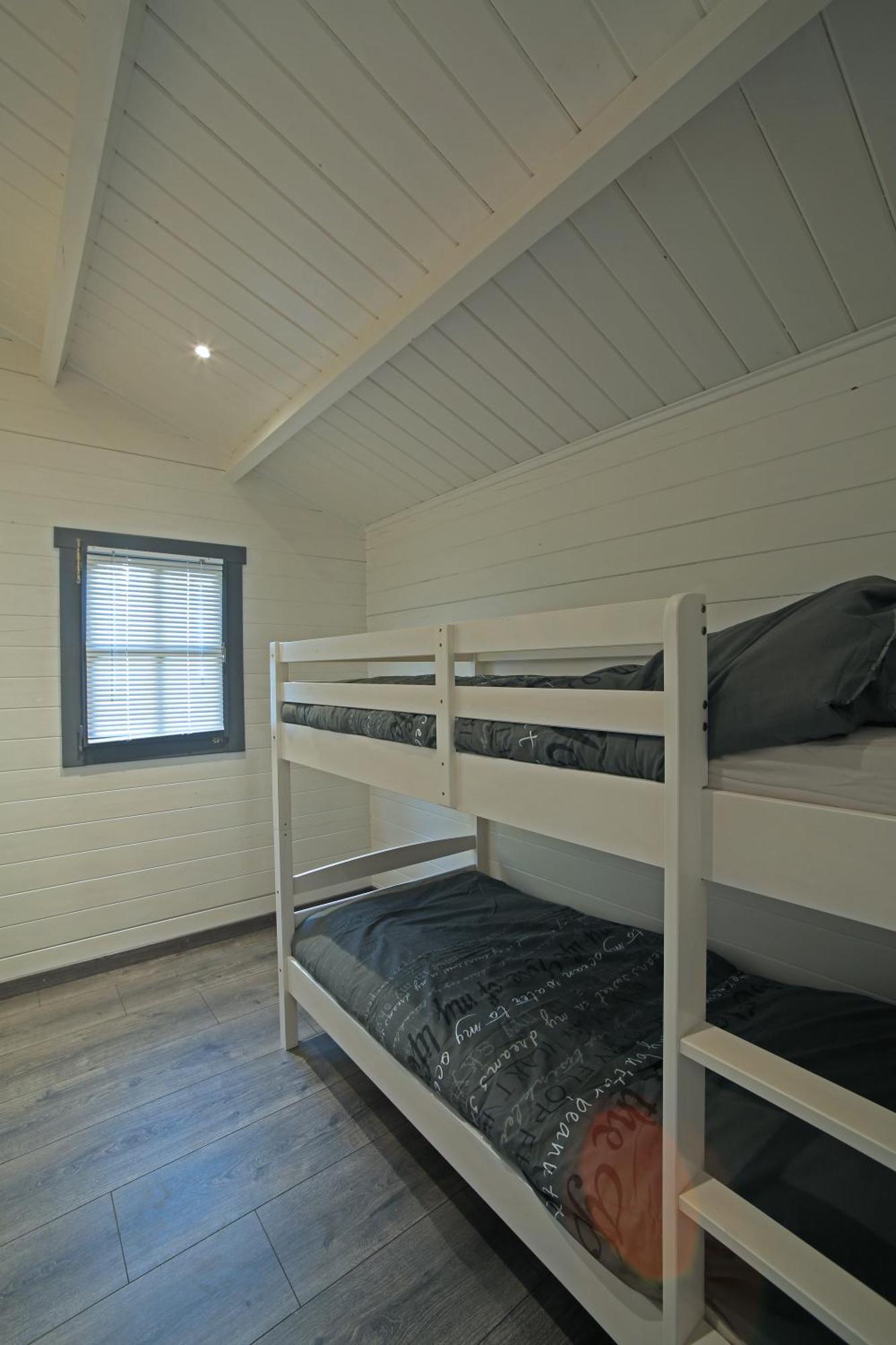 Chalet Mont Ventoux Et Chalet Vip Camaret-sur-Aigues Exterior foto